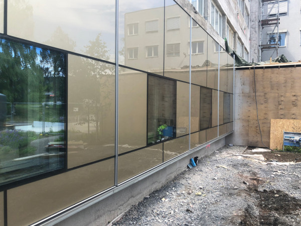 Fabricación de un perfils personalizado para fachada ventialada en Noruega
